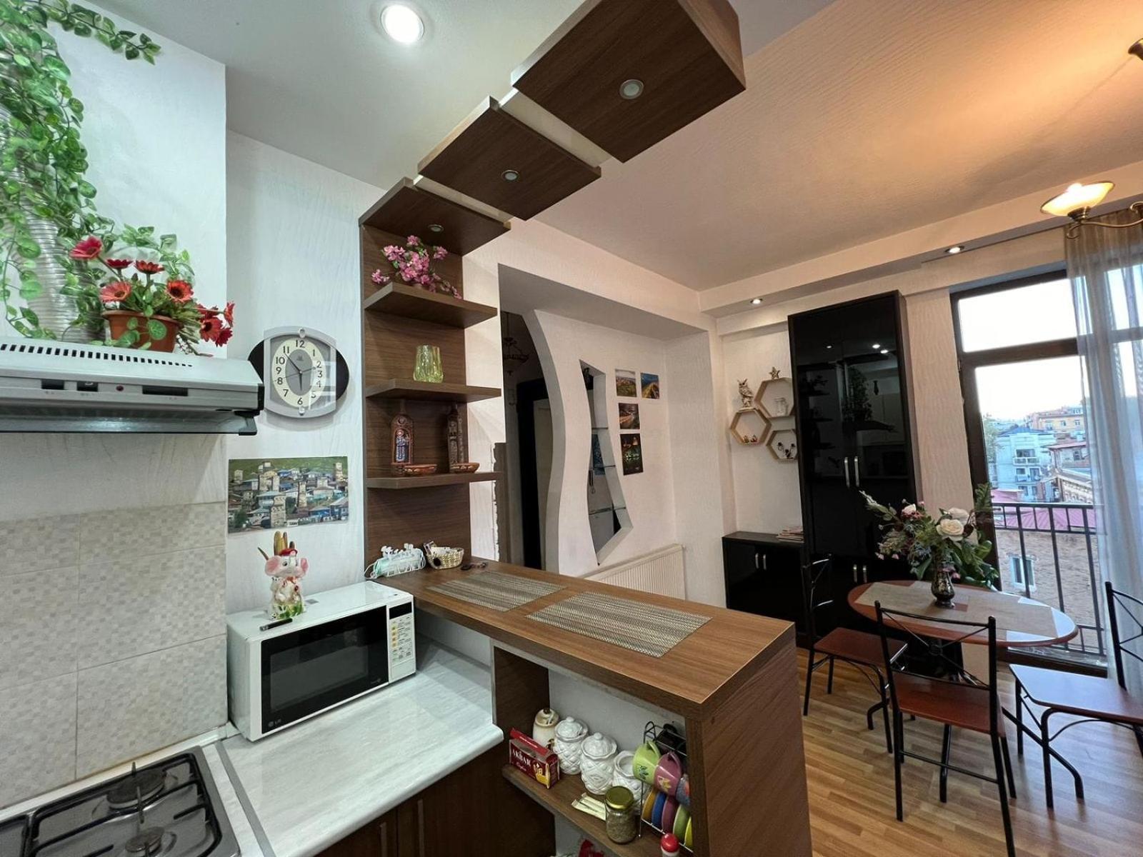 Cozy Apartment In The City Center Mtatsminda Tbilisi Eksteriør billede