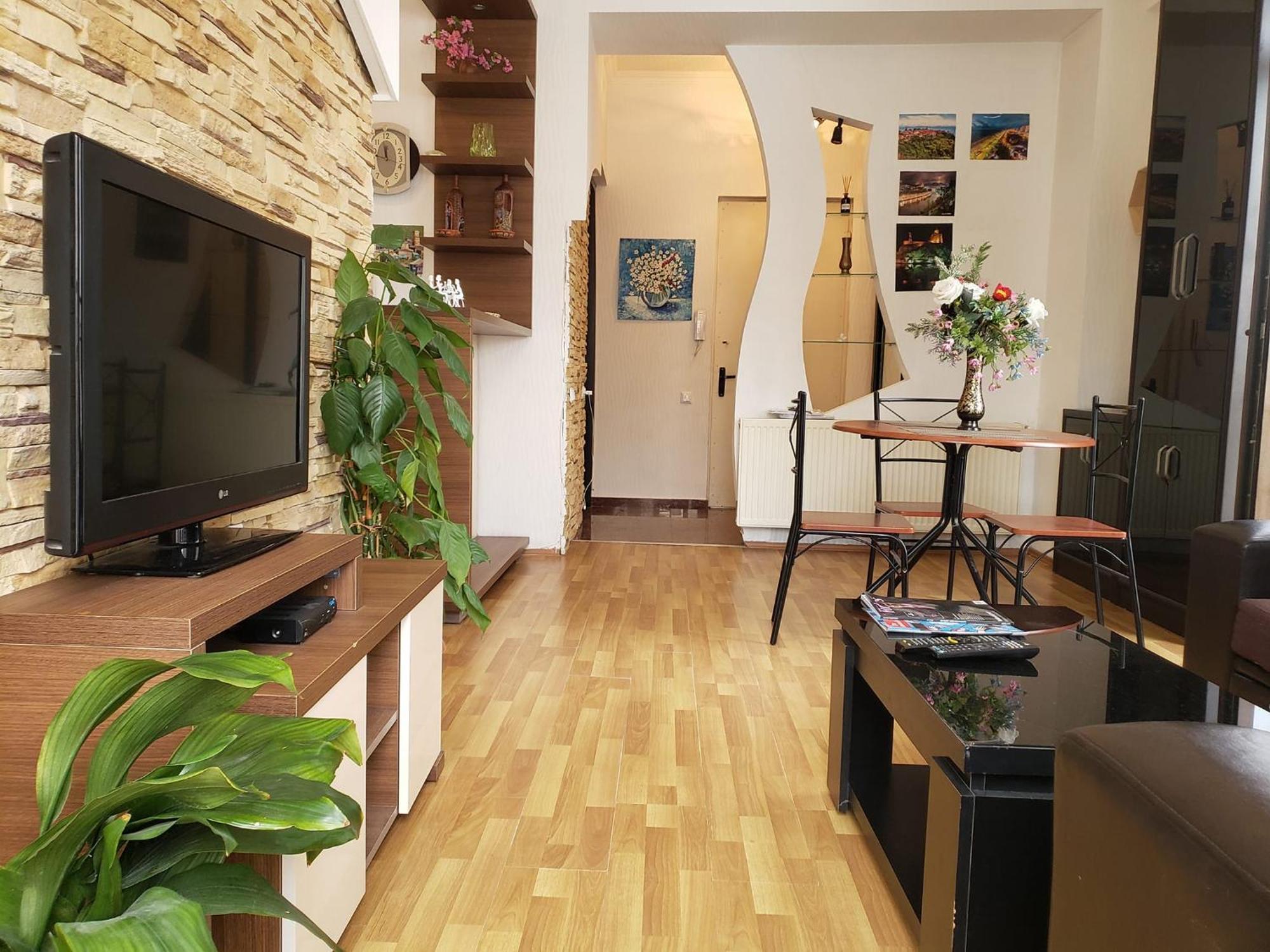 Cozy Apartment In The City Center Mtatsminda Tbilisi Eksteriør billede