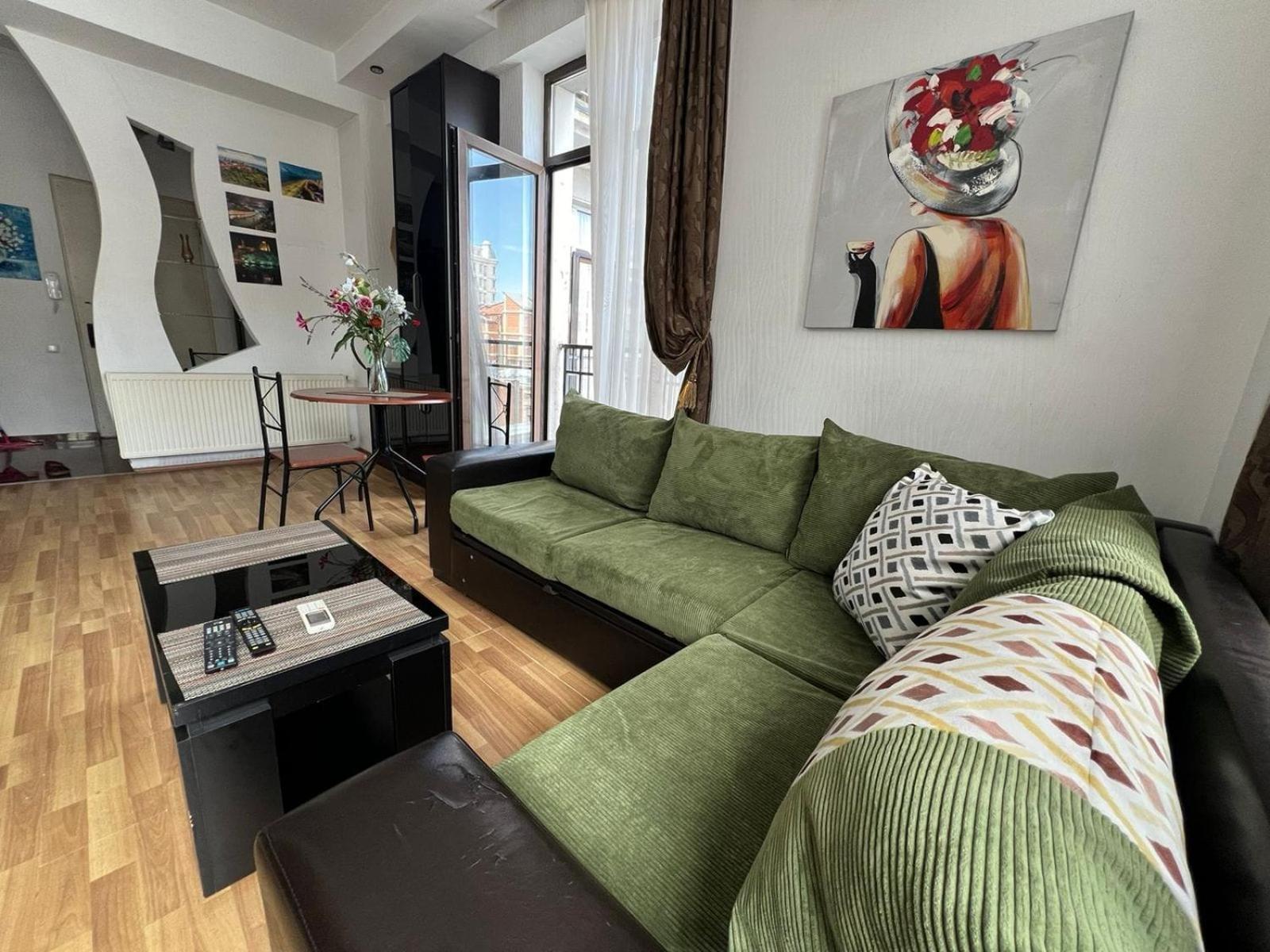 Cozy Apartment In The City Center Mtatsminda Tbilisi Eksteriør billede