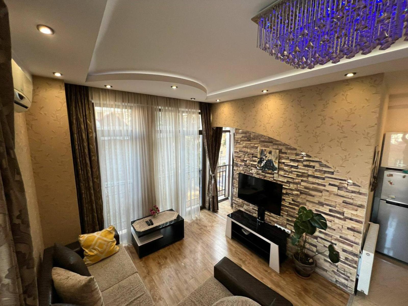 Cozy Apartment In The City Center Mtatsminda Tbilisi Eksteriør billede