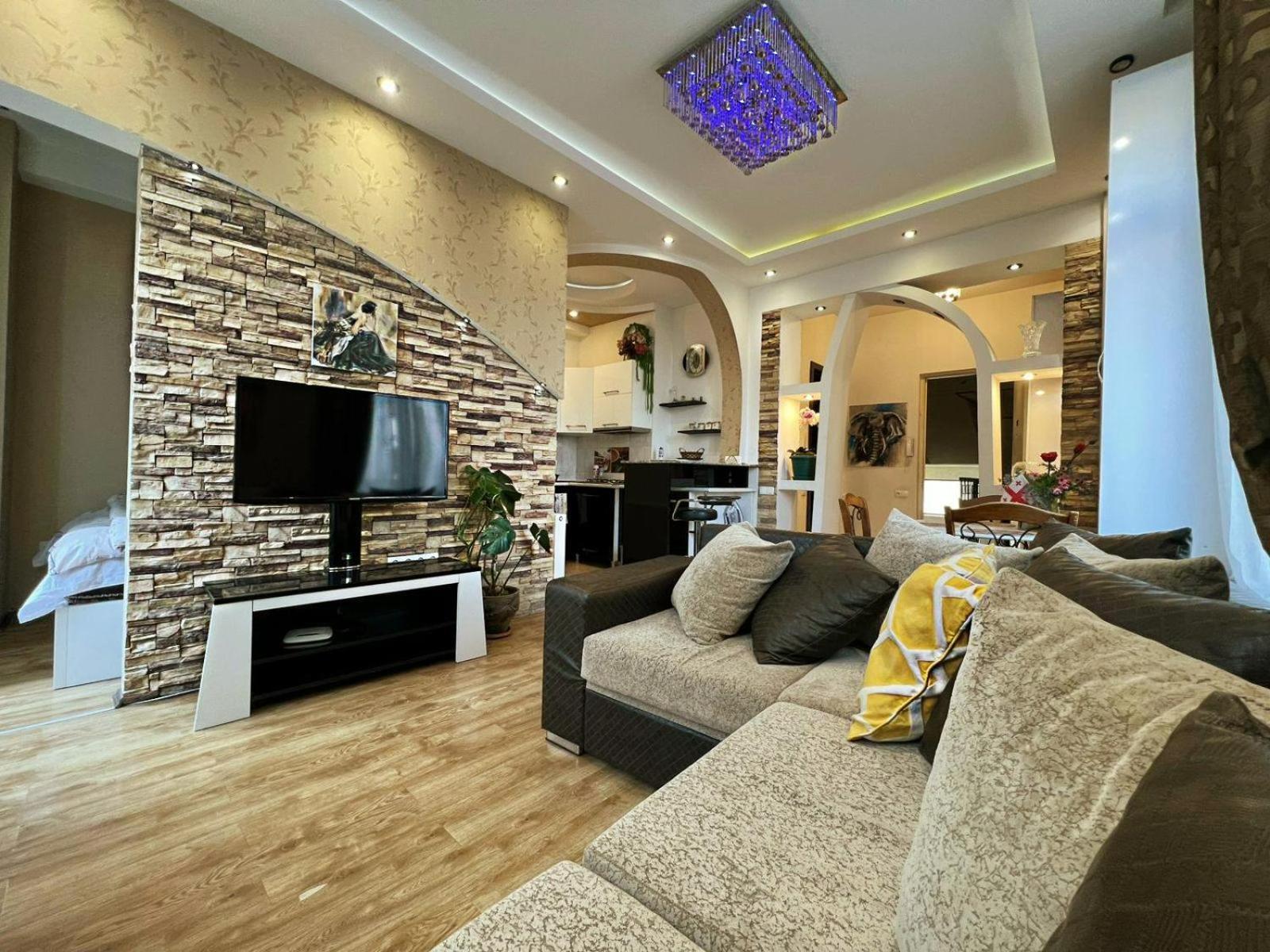 Cozy Apartment In The City Center Mtatsminda Tbilisi Eksteriør billede
